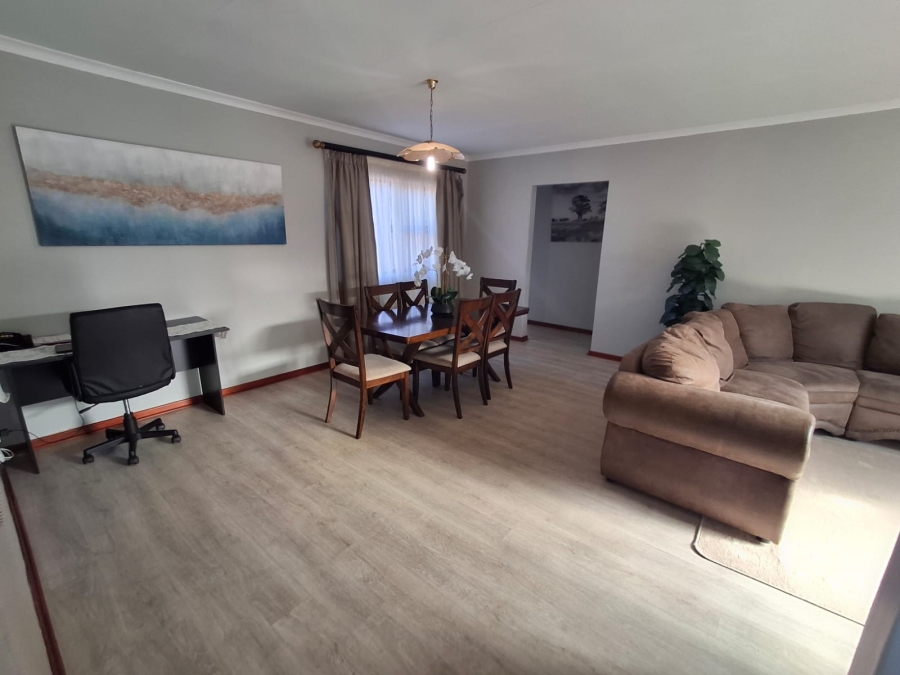 3 Bedroom Property for Sale in Summerstrand Eastern Cape